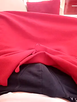 Snapshot of Aries-1990 chatting on 7, 10, 2025 Aries-1990 online show from 7, 10, 2025