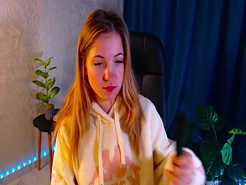 Snapshot of arlana_klart chatting on 11, 10, 2025 arlana klart online show from 11, 10, 2025