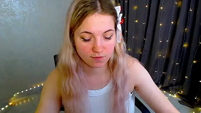 Snapshot of arlana_klart chatting on 3, 2, 2026 arlana klart online show from 3, 2, 2026