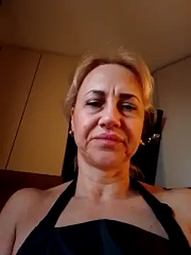 Snapshot of KissMiSveet chatting on 1, 3, 2026 KissMiSveet online show from 1, 3, 2026