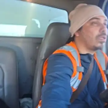 luis97fer online show from 29, 4, 2026