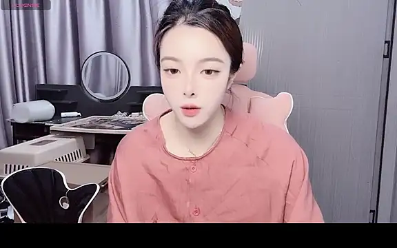 Snapshot of AmyySC chatting on 11, 4, 2026 AmyySC online show from 11, 4, 2026