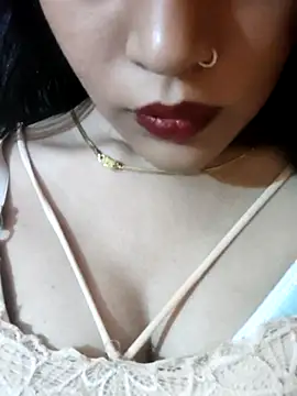 Snapshot of Mahi_Love143 chatting on 28, 9, 2025 Mahi Love143 online show from 28, 9, 2025