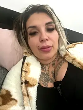 Princess-Jasmine07 online show from 16, 12, 2025