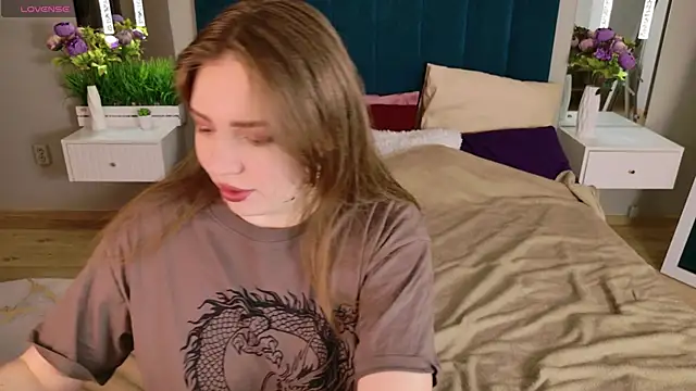 Moon  Bunny online show from 15, 2, 2026