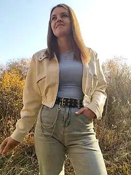 Snapshot of YOOUR_EVAA chatting on 23, 10, 2025 YOOUR EVAA online show from 23, 10, 2025