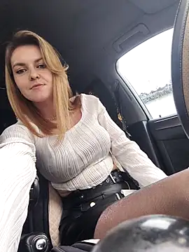 Snapshot of YOOUR_EVAA chatting on 6, 2, 2026 YOOUR EVAA online show from 6, 2, 2026