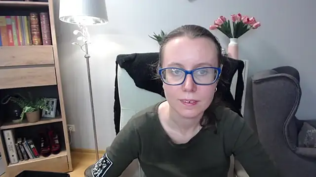 Snapshot of sweetxLizzy chatting on 18, 3, 2026 sweetxLizzy online show from 18, 3, 2026