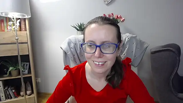 Snapshot of sweetxLizzy chatting on 13, 4, 2026 sweetxLizzy online show from 13, 4, 2026