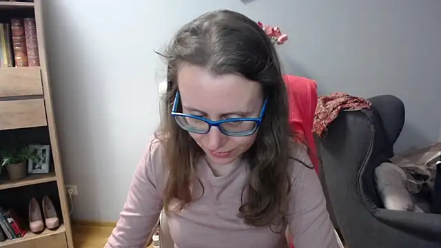 Snapshot of sweetxLizzy chatting on 19, 5, 2026 sweetxLizzy online show from 19, 5, 2026