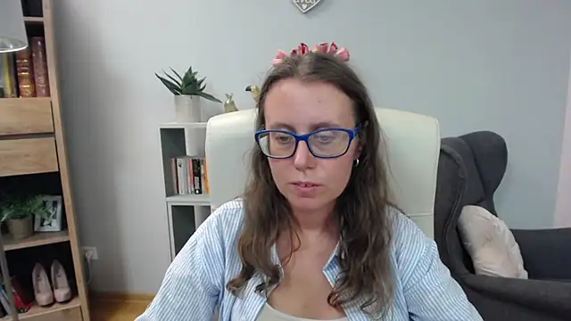 sweetxLizzy online show from 7, 7, 2026