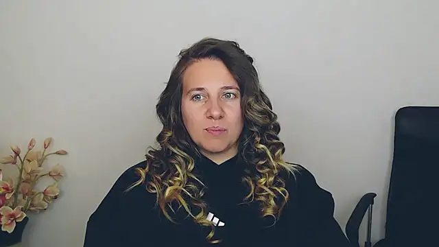 Snapshot of Darklure_ chatting on 29, 9, 2025 Darklure  online show from 29, 9, 2025