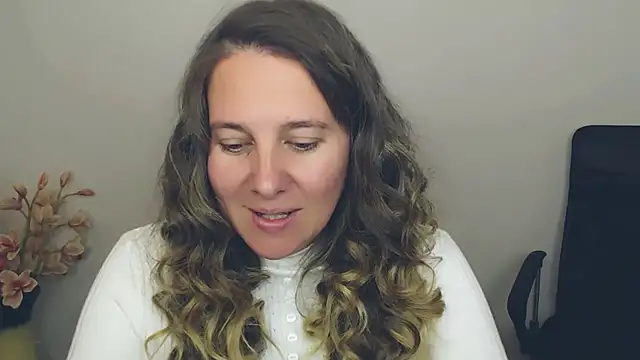 Snapshot of Darklure_ chatting on 1, 10, 2025 Darklure  online show from 1, 10, 2025