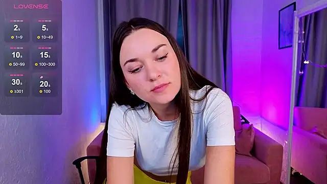Snapshot of Monica_Golden chatting on 26, 9, 2025 Monica Golden online show from 26, 9, 2025