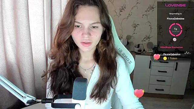 yourdreamm  online show from 23, 9, 2025