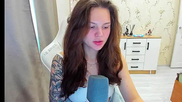 yourdreamm  online show from 21, 10, 2025