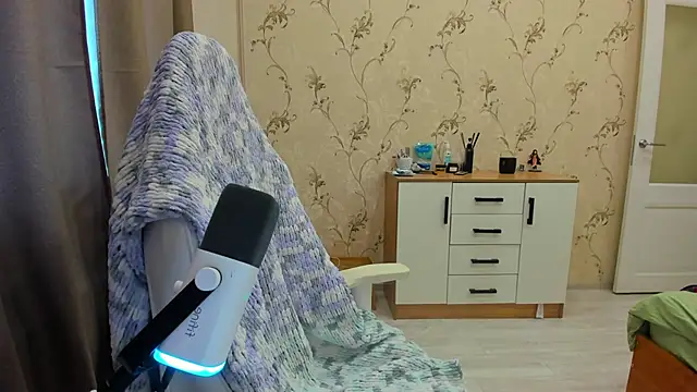 yourdreamm  online show from 24, 10, 2025