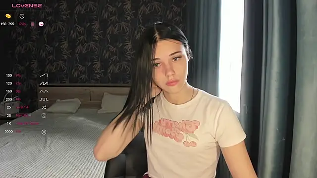 Snapshot of Kseni_a chatting on 25, 9, 2025 Kseni a online show from 25, 9, 2025