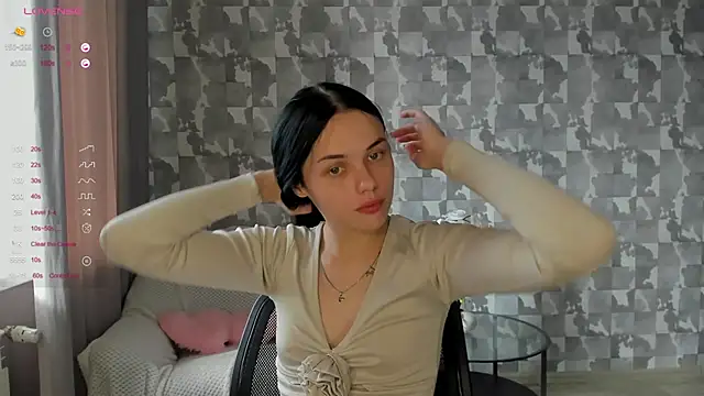 Snapshot of Kseni_a chatting on 14, 10, 2025 Kseni a online show from 14, 10, 2025