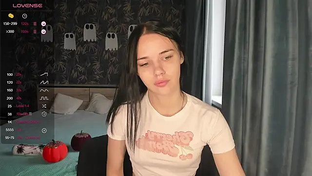 Snapshot of Kseni_a chatting on 29, 10, 2025 Kseni a online show from 29, 10, 2025