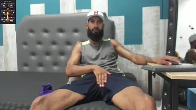 Snapshot of Damian_Shakur chatting on 19, 11, 2025 Damian Shakur online show from 19, 11, 2025