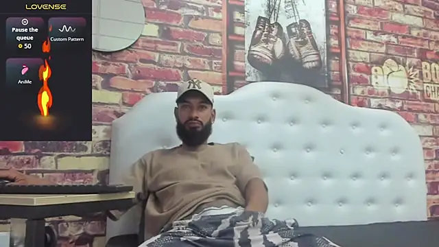 Snapshot of Damian_Shakur chatting on 16, 12, 2025 Damian Shakur online show from 16, 12, 2025