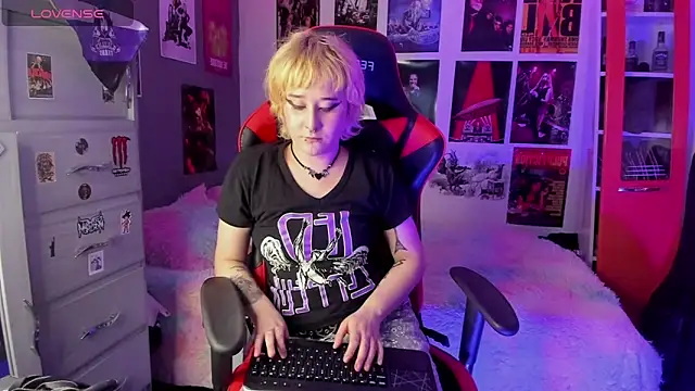 mistresscrowley666 online show from 6, 1, 2026