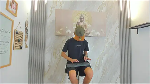 TWINKS BOYS1 online show from 19, 12, 2025