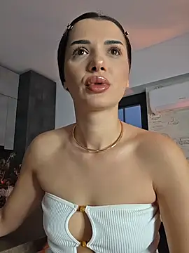 Snapshot of NaughtyChloe chatting on 14, 11, 2025 NaughtyChloe online show from 14, 11, 2025