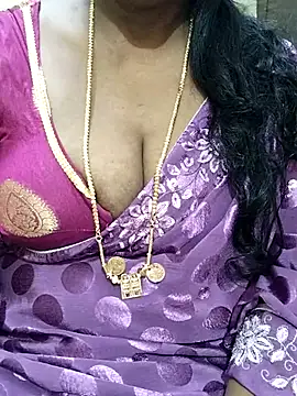 Snapshot of shobini chatting on 4, 11, 2025 shobini online show from 4, 11, 2025