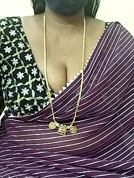 Snapshot of shobini chatting on 22, 12, 2025 shobini online show from 22, 12, 2025