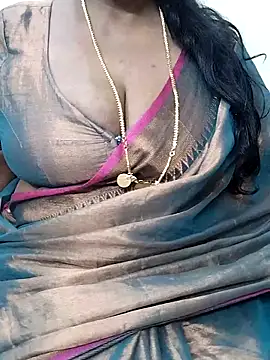 Snapshot of shobini chatting on 3, 2, 2026 shobini online show from 3, 2, 2026