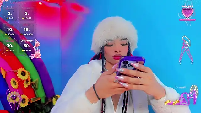 Dahlia Moss online show from 16, 9, 2025