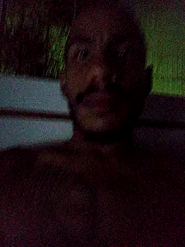 Snapshot of mavambo2 chatting on 1, 11, 2025 mavambo2 online show from 1, 11, 2025