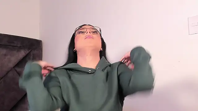 Snapshot of SamanthaRivas_ chatting on 19, 9, 2025 SamanthaRivas  online show from 19, 9, 2025