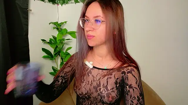 EvaBllake online show from 15, 4, 2026