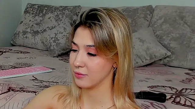 Bella svon online show from 5, 12, 2025