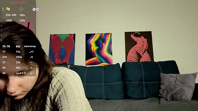 Snapshot of TrixiBell chatting on 13, 3, 2026 TrixiBell online show from 13, 3, 2026