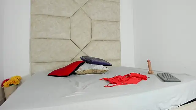 Rosse Evans 3 online show from 13, 9, 2025