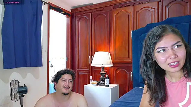 RoxyandAron2 online show from 31, 5, 2026