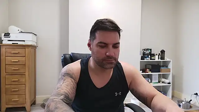 AdrianoMuscle online show from 10, 9, 2025