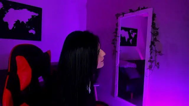 ZoeValencia1 online show from 18, 2, 2026