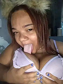 Snapshot of melcarioca1111 chatting on 3, 2, 2026 melcarioca1111 online show from 3, 2, 2026