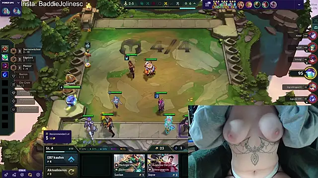 Snapshot of BaddieJoline chatting on 6, 10, 2025 BaddieJoline online show from 6, 10, 2025