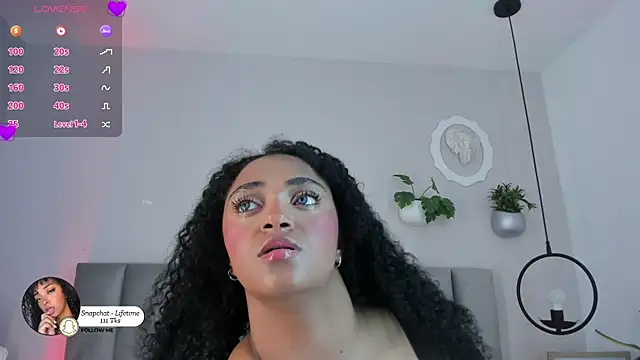 Tina curly online show from 18, 4, 2026