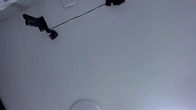 Snapshot of AnnieAndReach chatting on 21, 10, 2025 AnnieAndReach online show from 21, 10, 2025