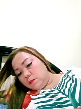 Snapshot of Hazel_20 chatting on 12, 9, 2025 Hazel 20 online show from 12, 9, 2025