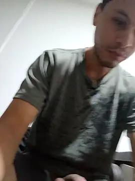 Snapshot of josrenyerz chatting on 24, 2, 2026 josrenyerz online show from 24, 2, 2026