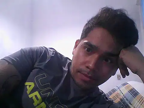 Snapshot of Perruchi2211 chatting on 21, 9, 2025 Perruchi2211 online show from 21, 9, 2025