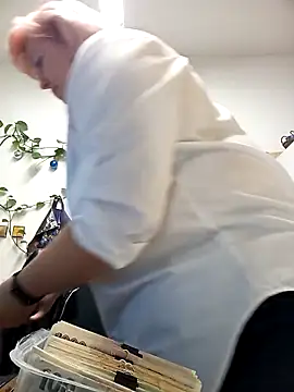 Snapshot of TerezaVelvet chatting on 16, 10, 2025 TerezaVelvet online show from 16, 10, 2025